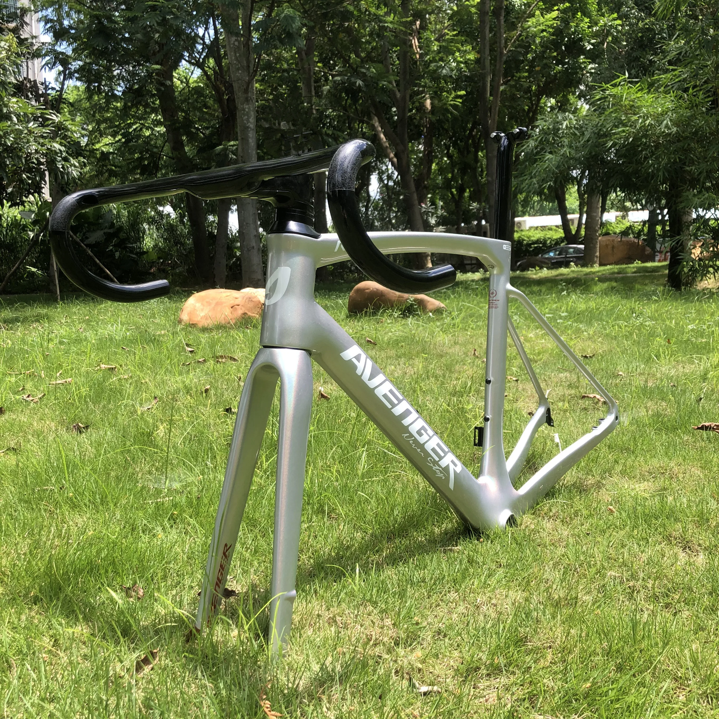 Карбоновая рама для гоночного велосипеда Aero с эффектом хамелеона внутренней