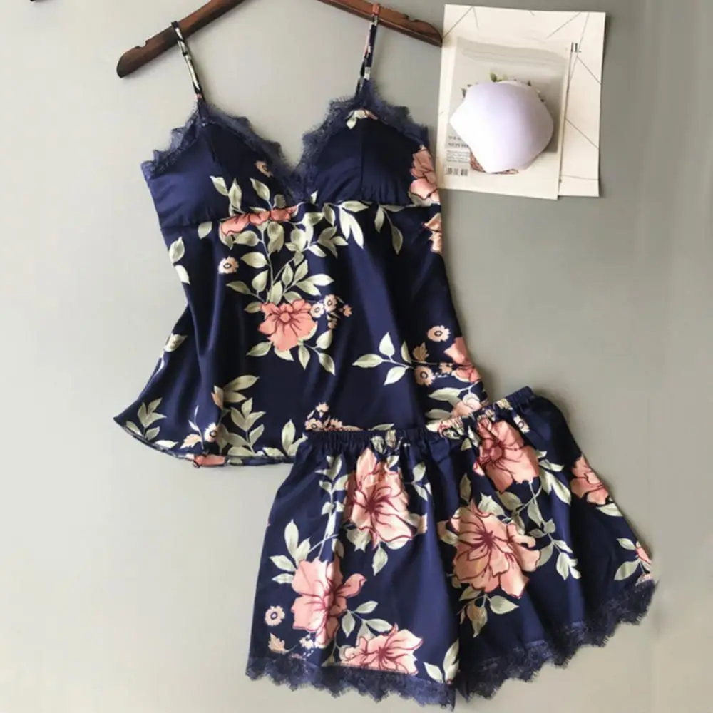 

2Pcs Summer Women Floral Leaves Print Sleepwear Set Padded Camisole Sexy Lace Trim Elastic Shorts Elegant Home Clothes Nightwear