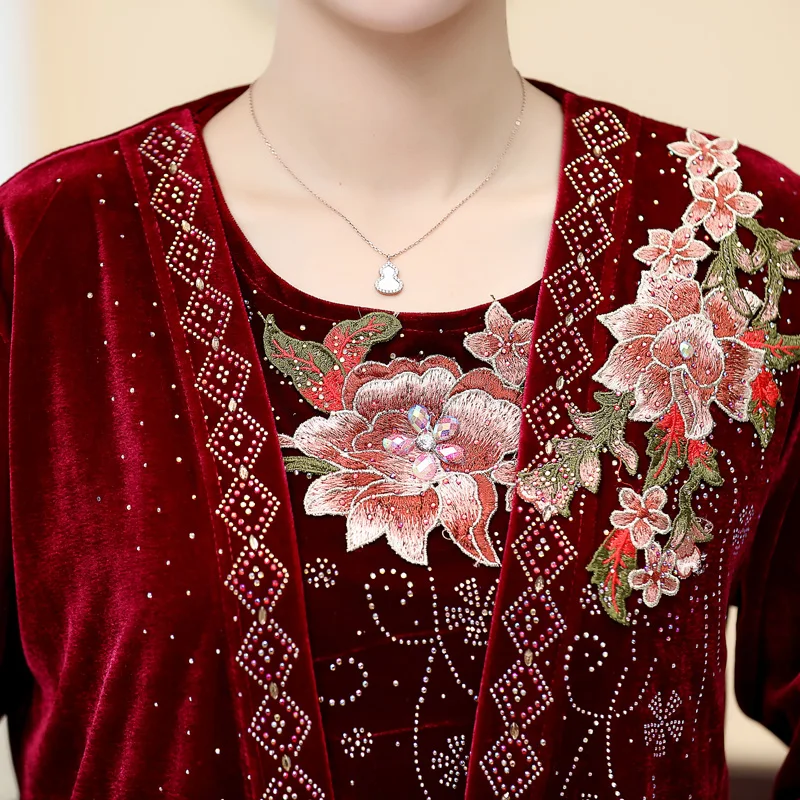 

Embroidered Gold Velvet Top 2019 Spring Autumn Middle Age Mother Coat Plus Size Women Two Pieces Long Sleeve