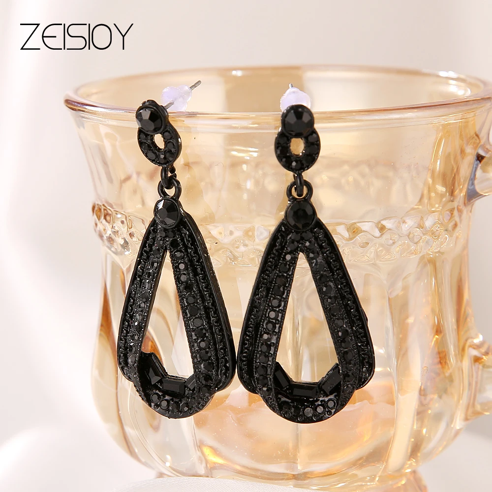 Новинка 2020, подходящие ко всему милые корейские черные геометрические женские серьги в форме капли воды, модные высококачественные блестящие Геометрические Квадратные серьги с кристаллами