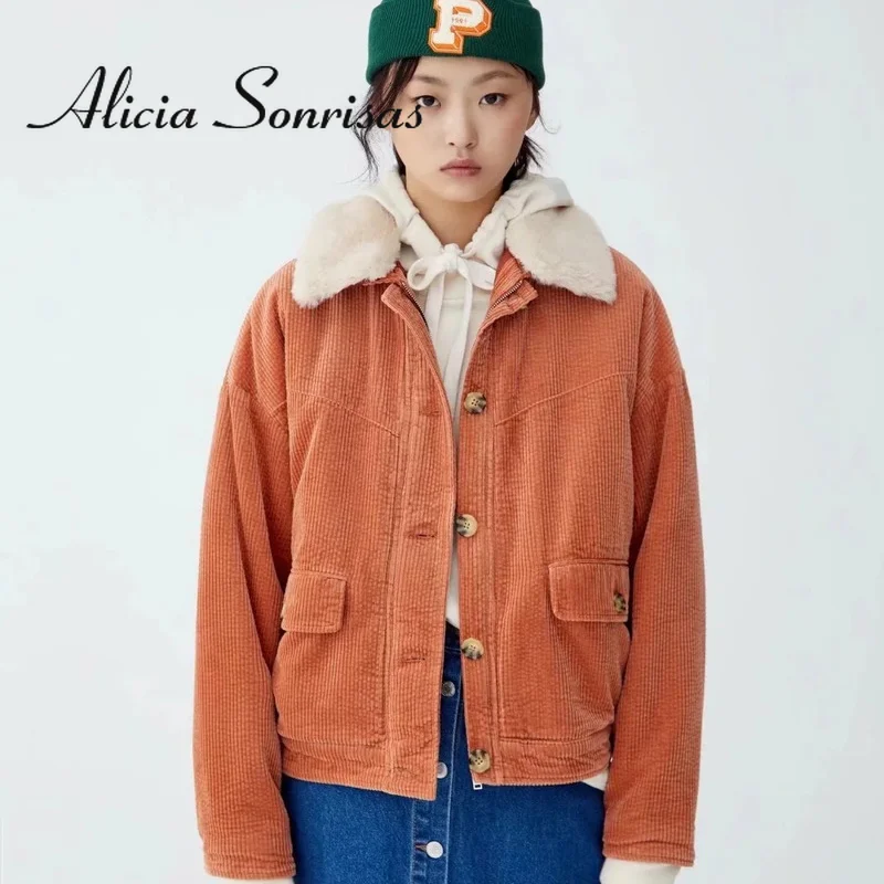 

Женская хлопковая куртка с отложным воротником, длинным рукавом и карманами на молнии