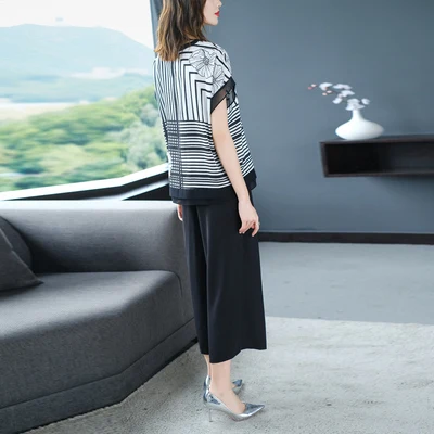 

Middle Age Women 2 Piece Set Top And Pants Silk Womens Matching Set Vintage Striped Wholesale Clothing Women Set