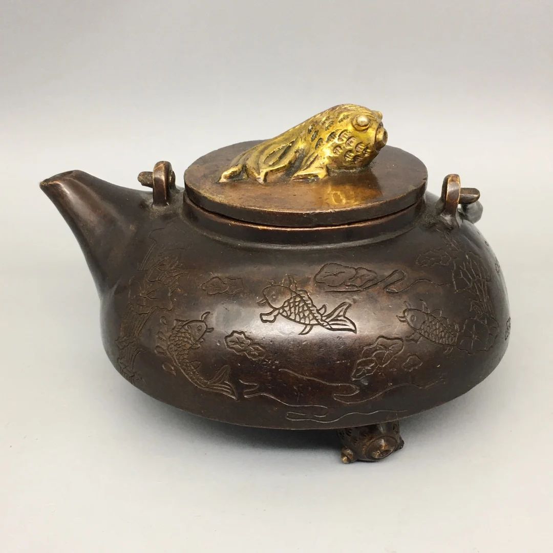 

Chinese old bronze Frog 3 Fish teapot Antique collection 15*8cm