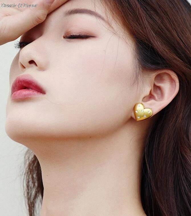 

Brass Zirconia Heart Stud Earrings Punk Party Gown Brincos Runway rare Boucle d'oreille Korean Style
