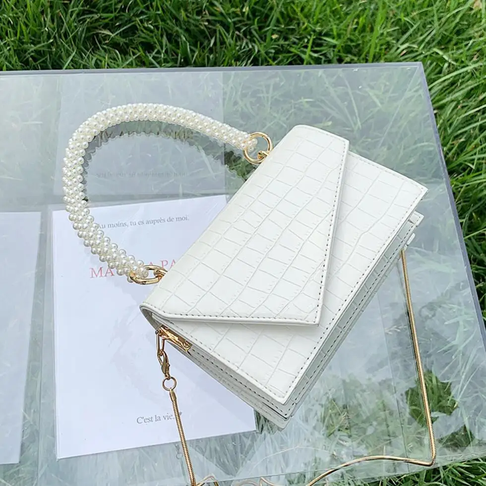 

Crocodile pattern Pearl Portable Tote bag 2021 New High-quality PU Leather Women's Designer Handbag Chain Shoulder Messenger Bag