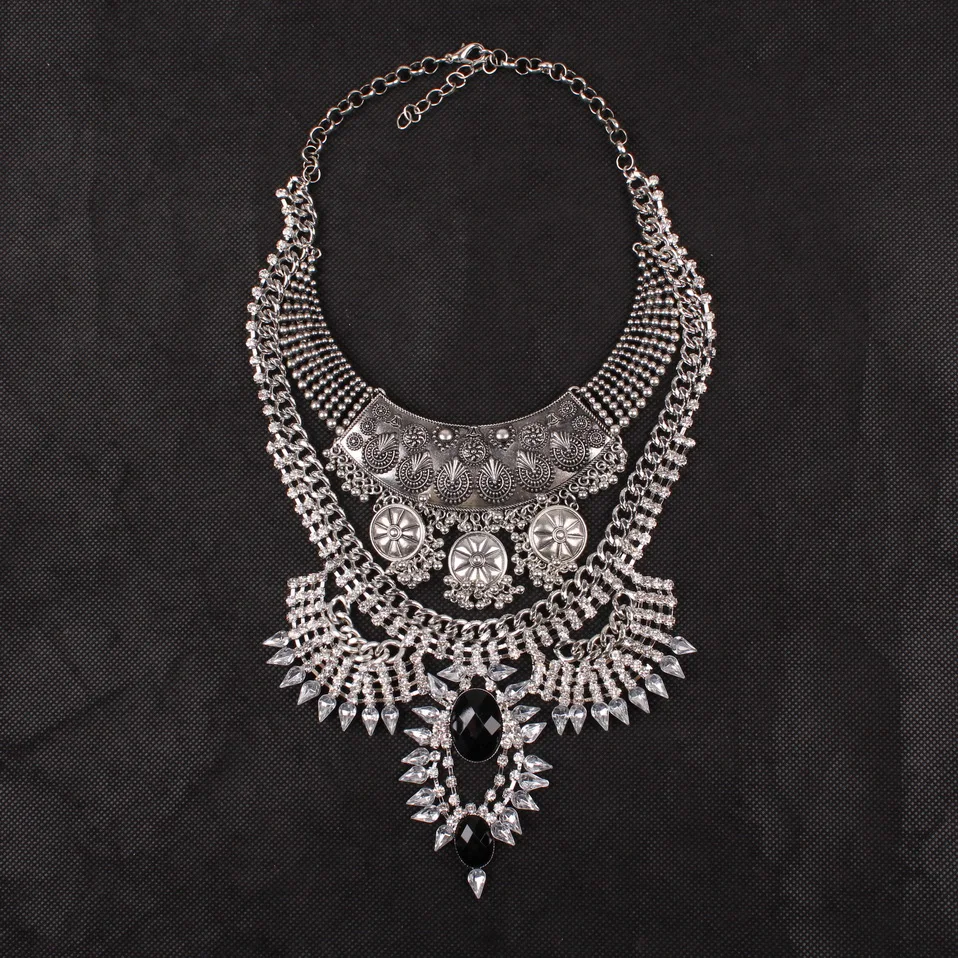 2021 Новая модная кристальная подвеска для вечеринок Женские ювелирные изделия в виде воротника Биб Костюмный массивный цепочки-колье.