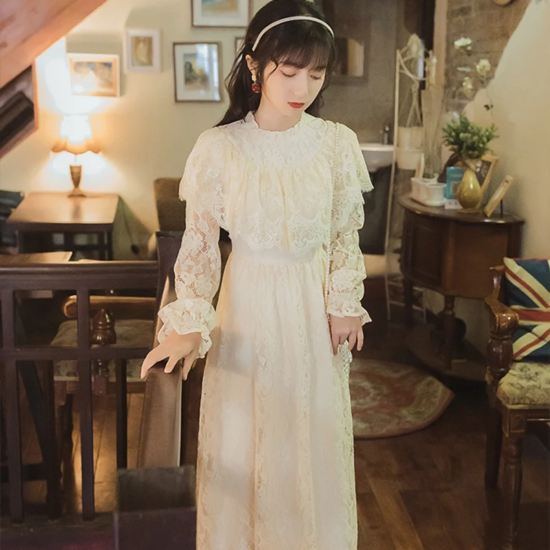 Женское кружевное платье с воротником стойкой тонкое облегающее длинным рукавом