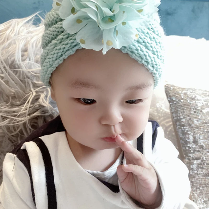 Милая зимняя вязаная детская шапка для девочек шапочка карамельных цветов