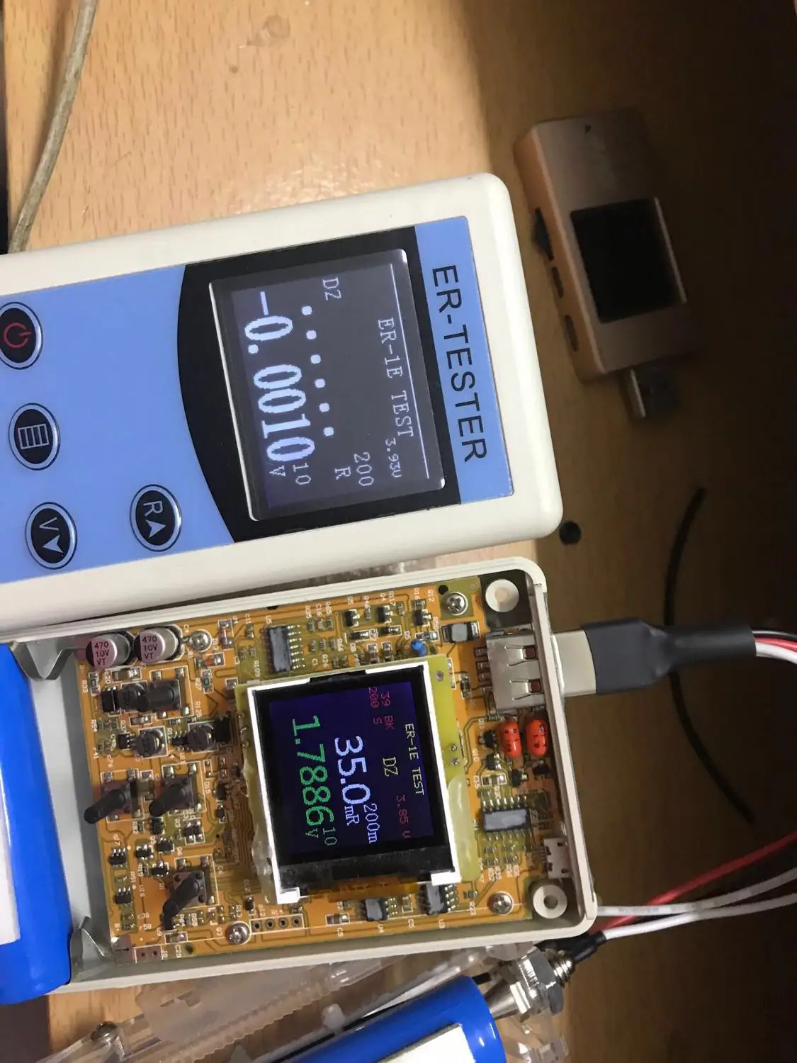 

Four Wire Er-1d Internal Resistance Tester Lithium Nickel Metal Hydride Button Battery AC Milliohmmeter