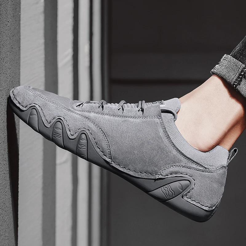 Men's Hiking Shoes Genuine Leather Non-slip Waterproof Sneakers Spring Trekking Sneakers Outdoor Travel Climbing Sports Shoes