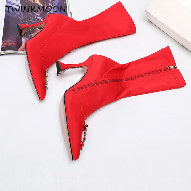 Ботинки с пряжкой со стразами женская обувь цвет черный красный модные