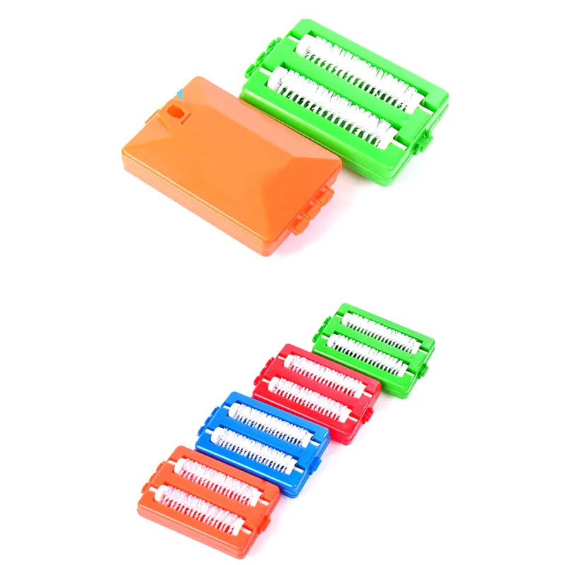 

Mini Carpet Rug Roller Brush Dirt Handheld Sweeper Cleaner for Home Cleaning SEC88
