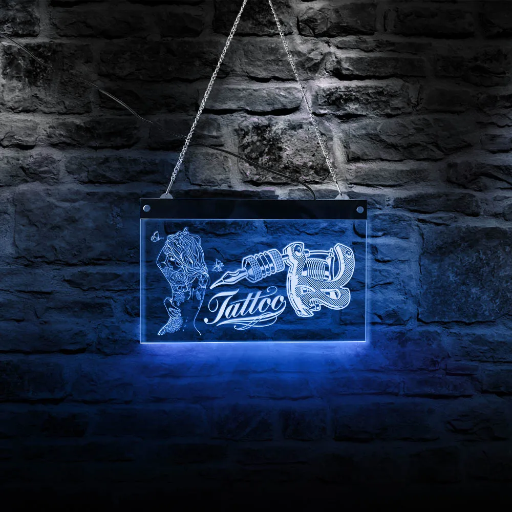 Тату девушка с тату пистолетом светодиодный дисплей подсветкой рекламный знак