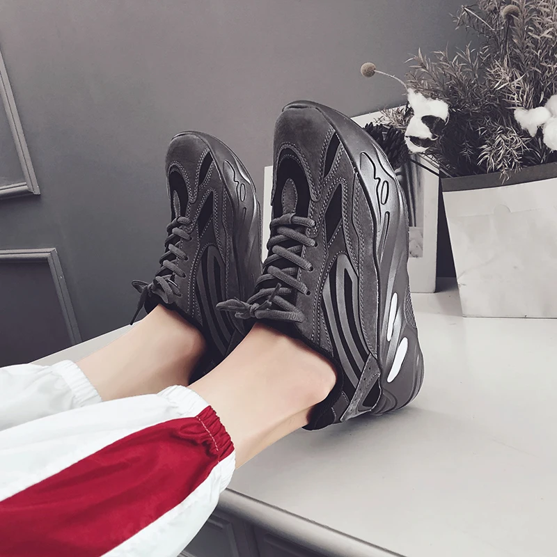 

Couple Walking Sneakers Summer Men Shoes Lac-up Mesh Men Lightweight Comfortable Breathable Casual Shoes Tenis Masculino Adulto