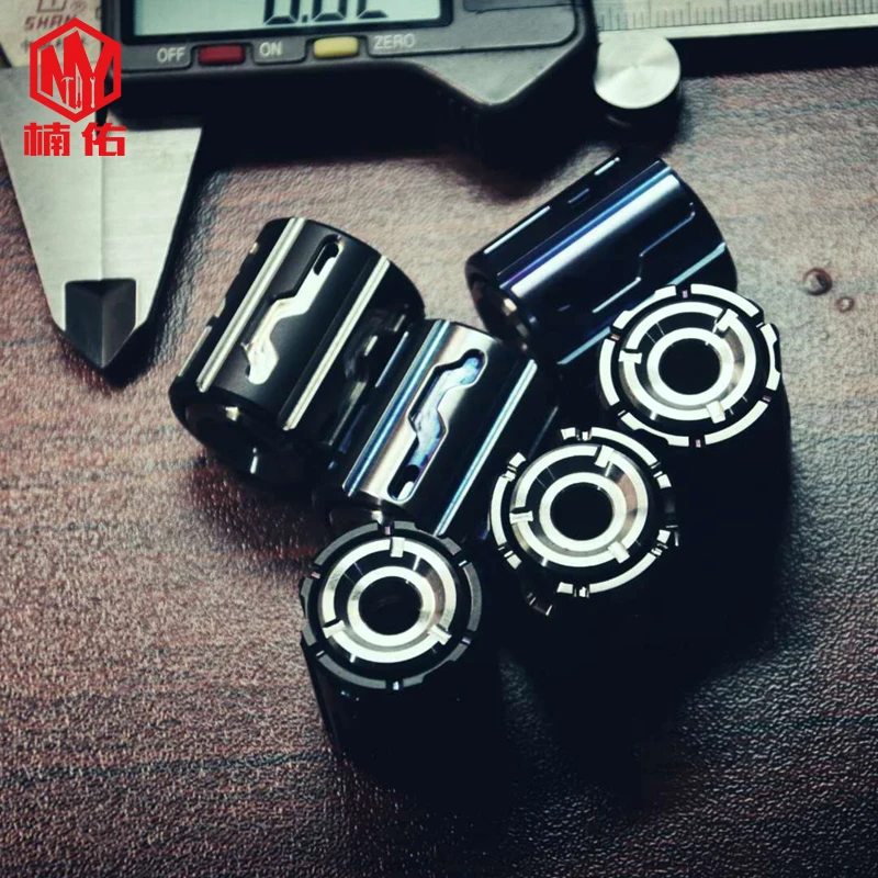1PC Titanium EDC Paracord Beads Knife Umbrella Rope Cord Lanyard Pendants Mini Fingertip Gyro Toy Outdoor Accessories | Спорт и
