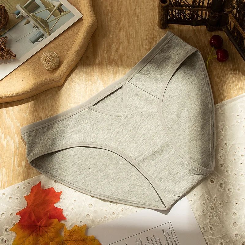 

Japanese Underwear Women Pure Cotton Antibacterial Girl Low Waist Sexy Simple Ladies Summer Thin Section Seamless Breathable Cot