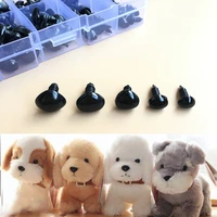100pcs box 8 9 11 13 5 15mm Mini Black Plastic Safety Triangle Nose for Toy Doll for Teddy Dog Stuffed Animals Dolls Accessories