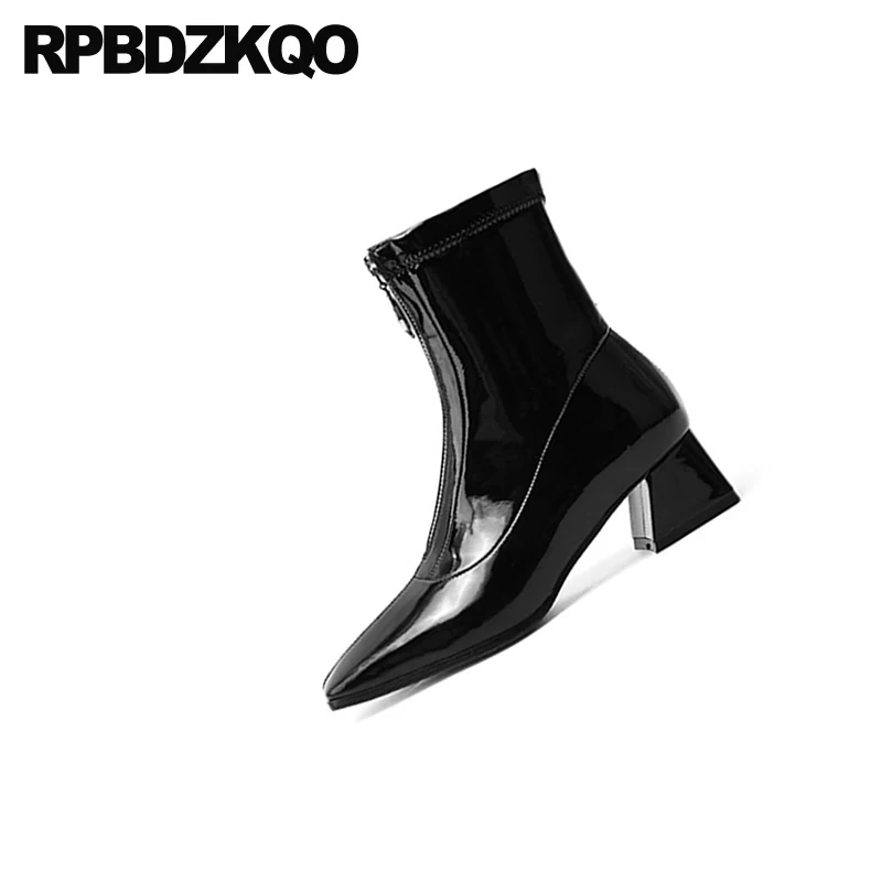 Женские ботильоны из лакированной кожи черные ботинки на высоком массивном