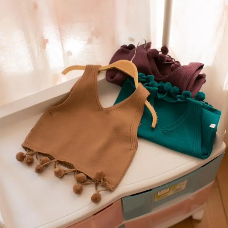 Свитер для маленьких девочек жилет модные свитера без рукавов милая вязаная