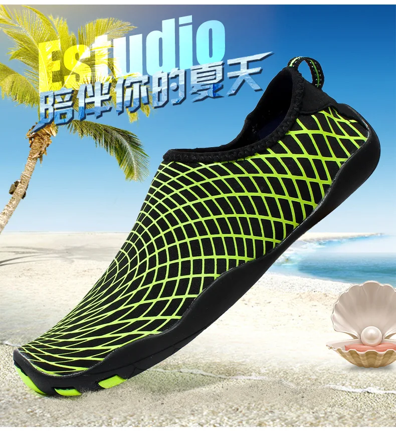 

2021Summer Couple Light Swimming Shoe Women Beach Shoes Diving Leisure Outdoor Wading River Upstream Shoes mens sneakers Tenis