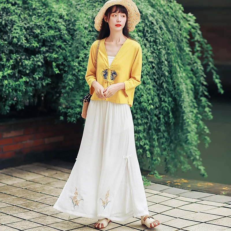 

Summer 2021 Women Vocation Beach Wide Leg Pants embroidered Loose Trousers Women High Waist Black White Cotton linen pants FC928