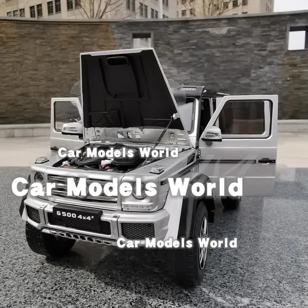 Модель литая автомобиля почти настоящая для G-класса 4x4 (серебристый) 1:18 +