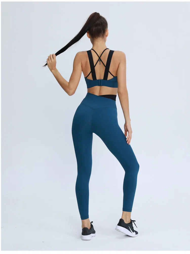 

Бесшовный комплект для йоги, женская одежда для спортзала, тренировочная спортивная одежда пуш-ап для фитнеса, Быстросохнущий удобный трен...