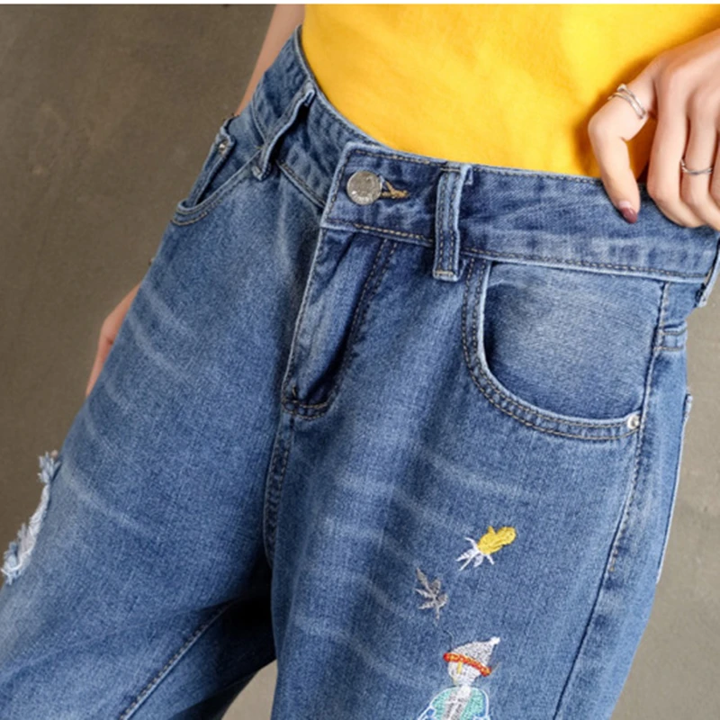 

Embroidered Floral Ripped Harem Jeans for Women 2021 Spring Summer High Waist Loose Trousers Korean Fashion Denim Pants Female