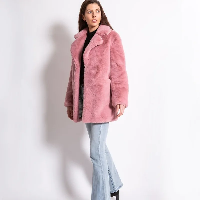

Women Faux Fur Coat Autumn Winter Pink Fox Streetwear Fashion Faux Fur Lapel Long-sleeved Young Fur Coat Female