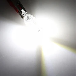 

2 шт. T10 светодиодный W5W супер яркий Пластик оболочка smd Интерьер автомобиля Светильник Чтения Купол дверь багажника номерные знаки Клин лампы дневные ходовые огни 12V Белый Стиль