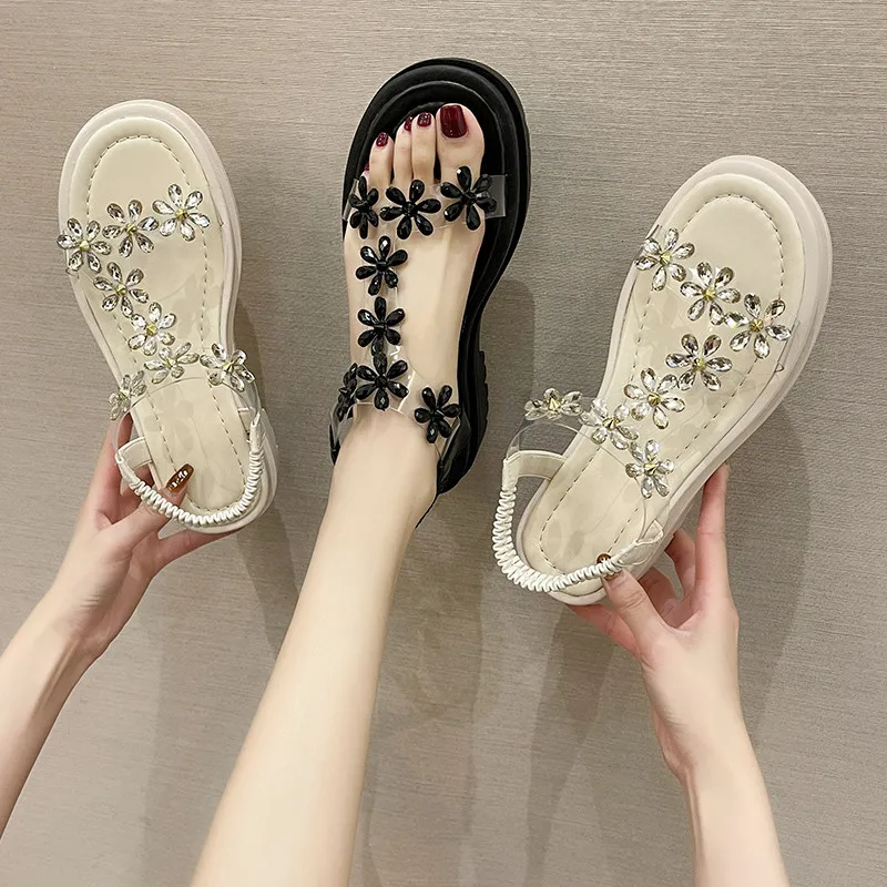 

2021 Sandals Black Shoes for Women Med Clogs With Heel All-Match New Beige Summer Fashion Rhinestone Gladiator Medium Thick Girl
