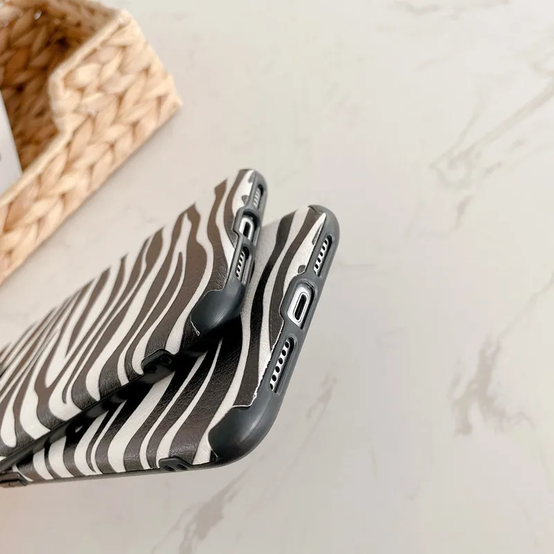 

Leather Silicone Hybrid Zebra Pattern Case For iPhone 12 Pro Max 11 Pro Max 12 Mini XSMAX XR 7 8 Plus Shockproof Soft Back Cover