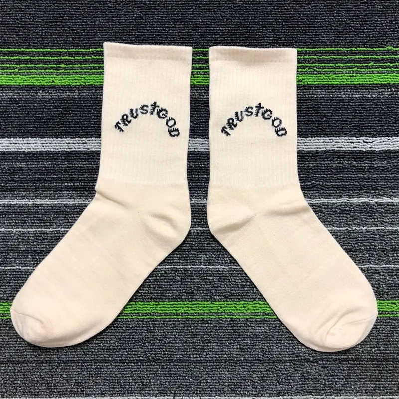 

Sunday Service Trust God Socks 20FW Men Women Kanye West Knitting Socks Beige Pure Color High Quality Hip Hop Sports