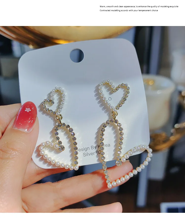 

Big Heart Earring Asymmetry Fashion Jewelry 2020 New Rhinesore Pearl Earing for Women European Korea Trendy Elegant Style Luxury