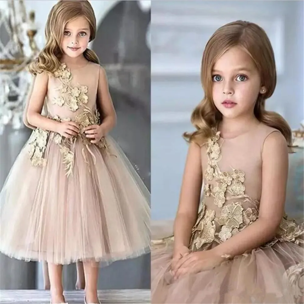 

Flower Girl Dresses Off the Shoulder Custom Girls Pageant Gowns Tiered Ruffles Communion Dress
