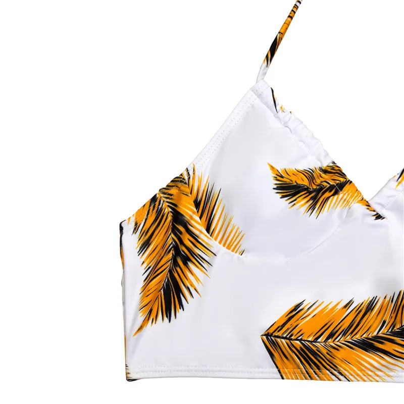 

2021 Women Sexy Bikini Set Leaves Printed Swimsuit Bathing Suits Halter Strap Swim Tops And Panty Swimwear Beachwear