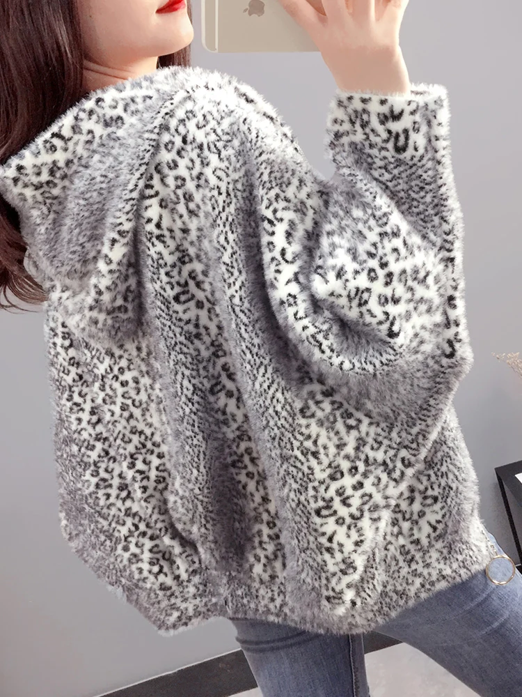 Poncho Special Offer Thick Full Cardigans Women's Sweater Cardigan 2019 New Lazy Wind Loose Imitation Velvet Leopard Knit Women |