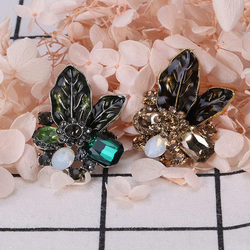 Брошь женская в форме листьев золотистая желтая зеленая блестящая ретро-стиле 2020