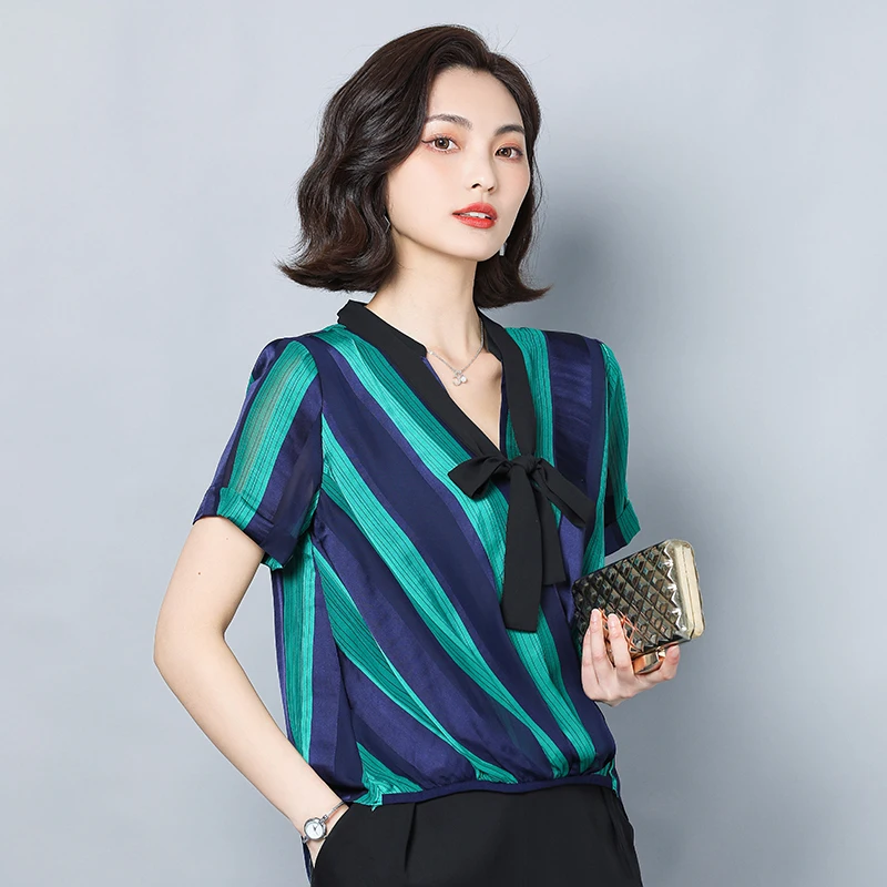 

COIGARSAM 3XL Plus Size Fashion Short Sleeve blouse women Summer Cute Chiffon V-Neck blusas womens tops and blouses 6338