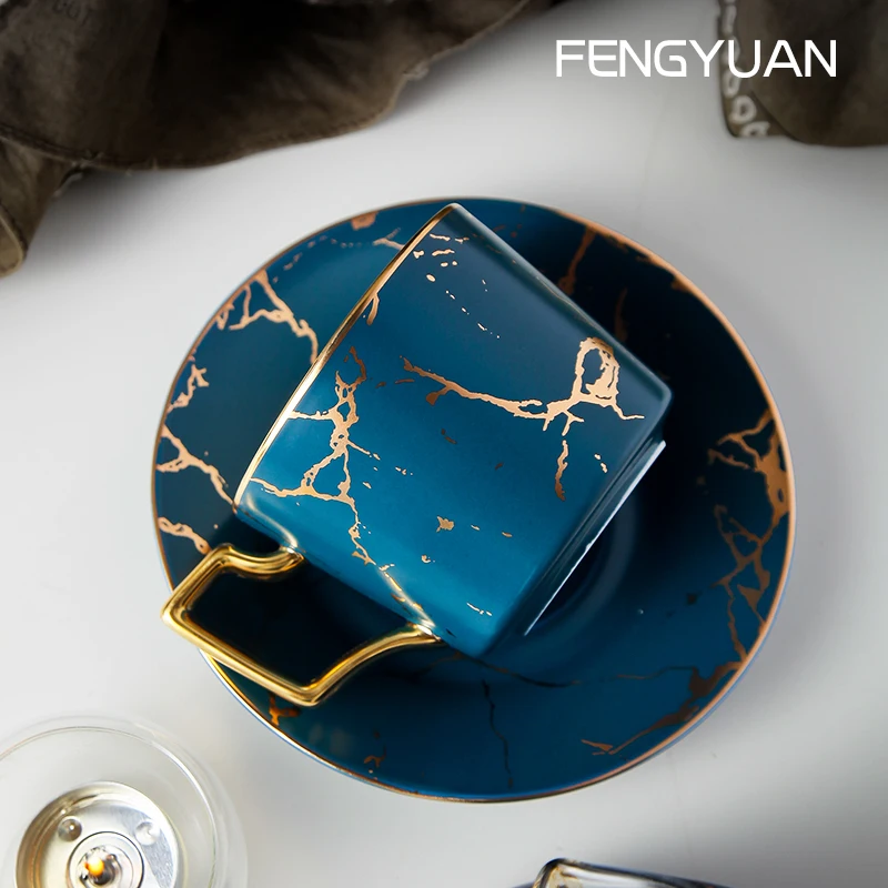 

European Coffee Cups Set Gold-plated Ceramic Creative Cup Saucers Luxury Breakfast Milk Tea Mugs Stand Fincan Utensil Cup AC50CU