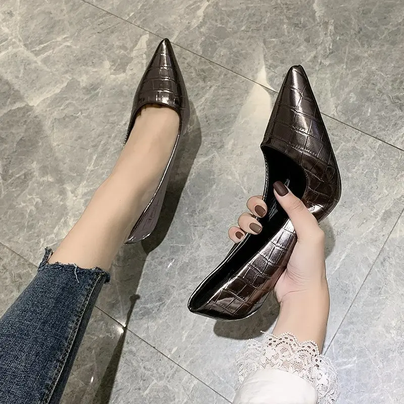

Banquet Pointed High Heels Women's Mid-heel Sexy Single Shoes New Women's Shoes Shallow Mouth High Heels Shoe Size 34-40