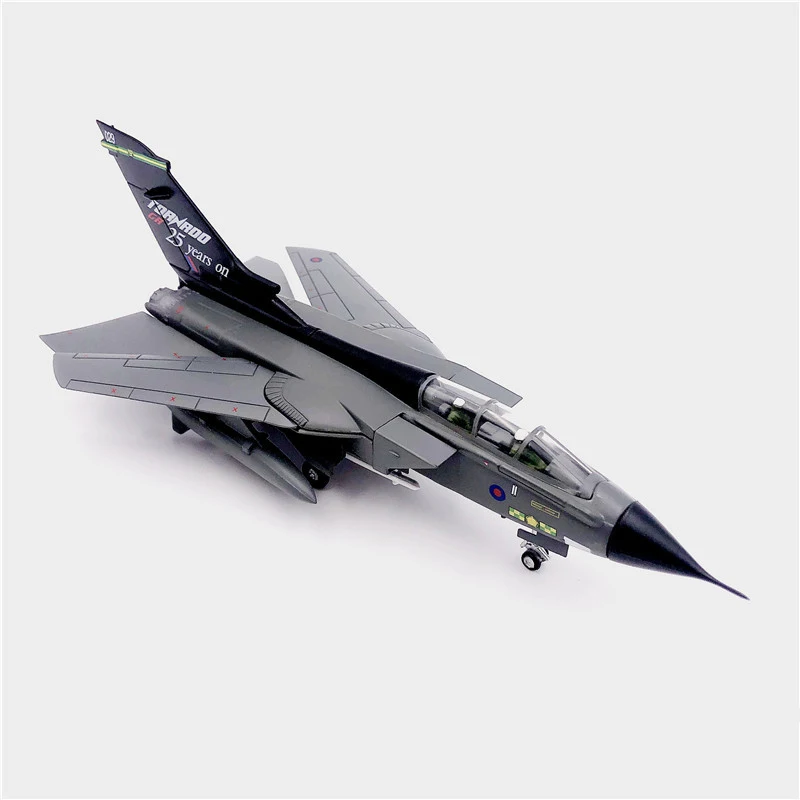 1:100 масштаб 1/100 британский боевой искусственный самолет Panavia Tornado GR4|Вертолеты