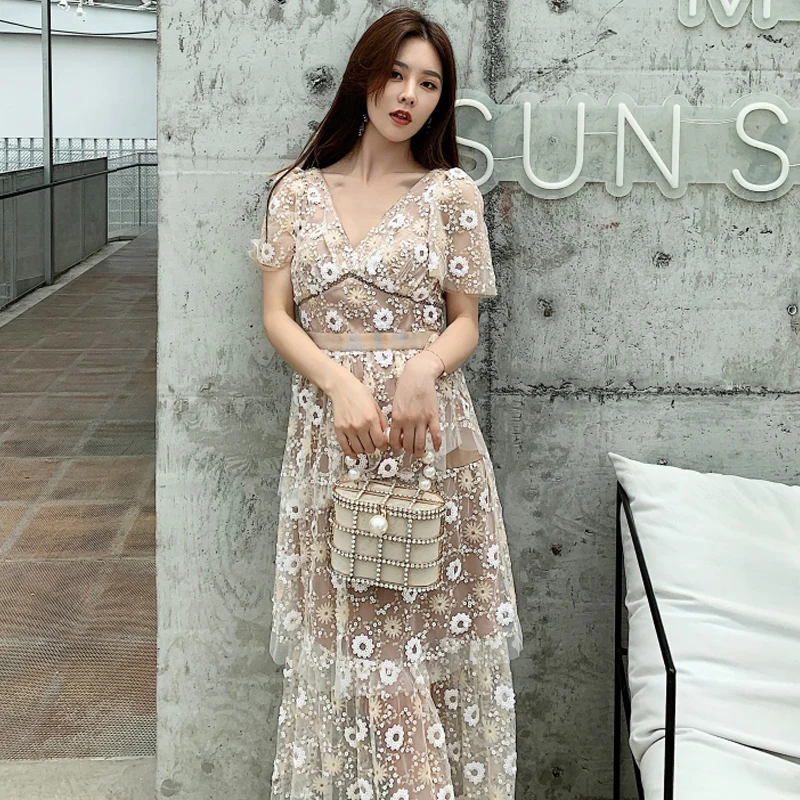 

AELESEEN High Quality Luxury Dress Women 2020 Runway Fashion Summer Dress Flower Embroidery Sexy V-Neck Party Holiday Dress