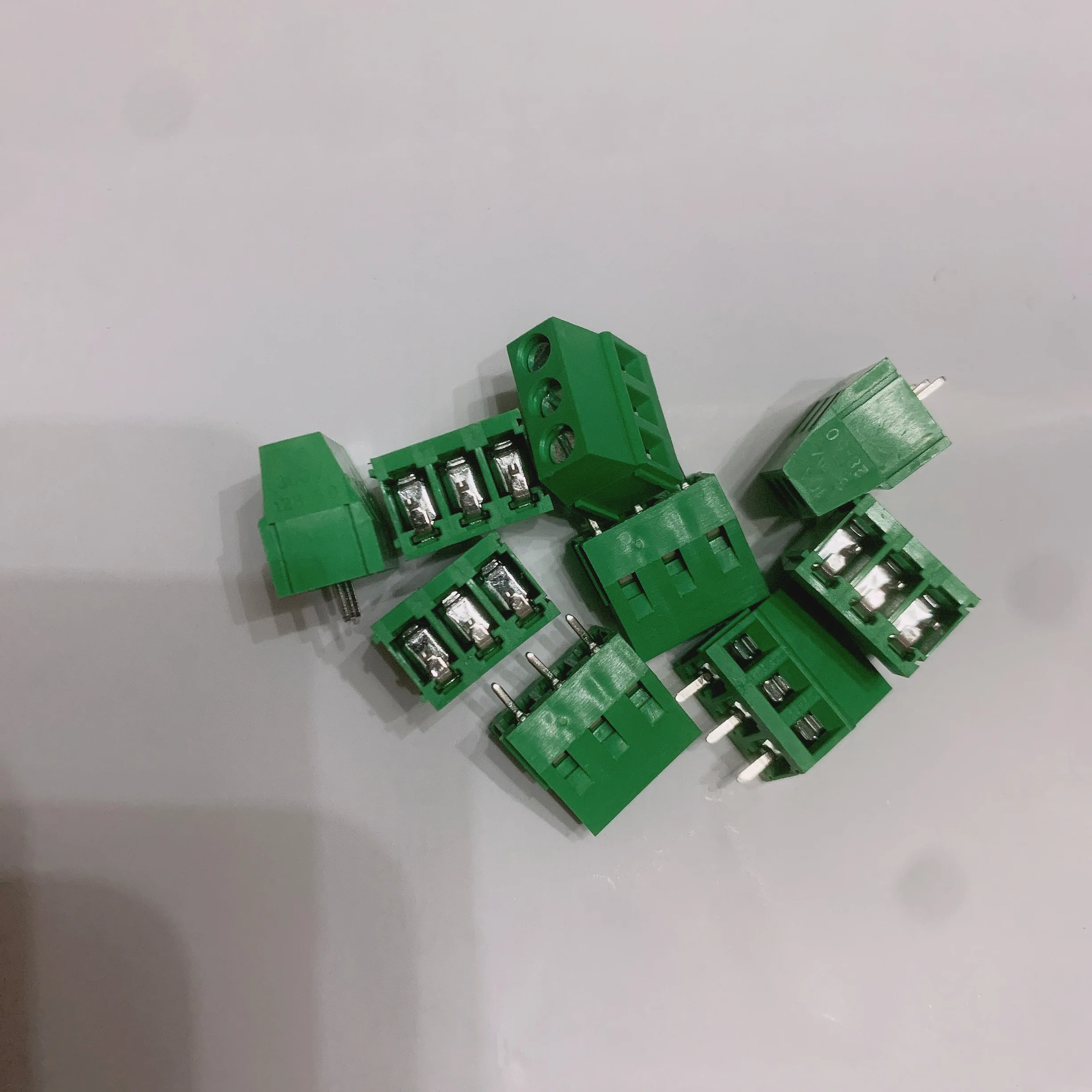 10PCS KF-128 pitch 5.0MM PCB terminal 2P 3P 2 3-position can be stitched Screw Terminal Block Connectors 5mm | Обустройство дома