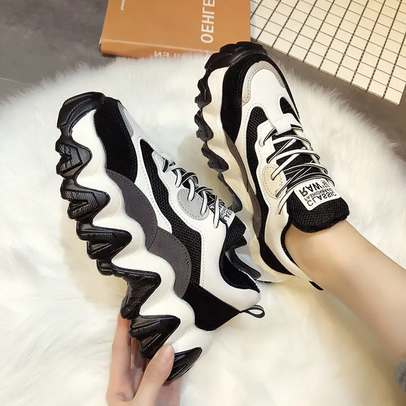 Женские кроссовки на массивном каблуке обувь платформе со шнуровкой женские с