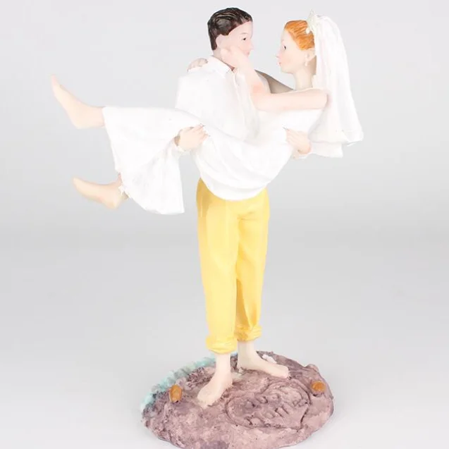 

beach wedding theme cake topper bride and groom kissing on the beach wedding cake topper cake stand wedding gifts