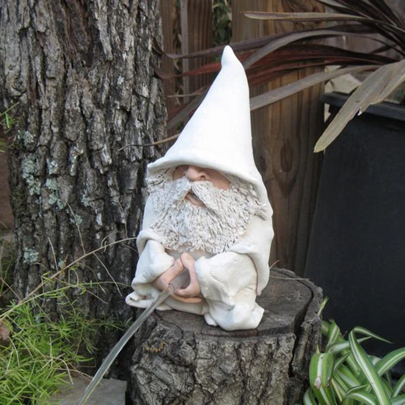 

Peeing Gnome Statue Wizard Resin Figurine Wizzing Wizard Fountain White Wizard Garden Gnomes 12cm B1