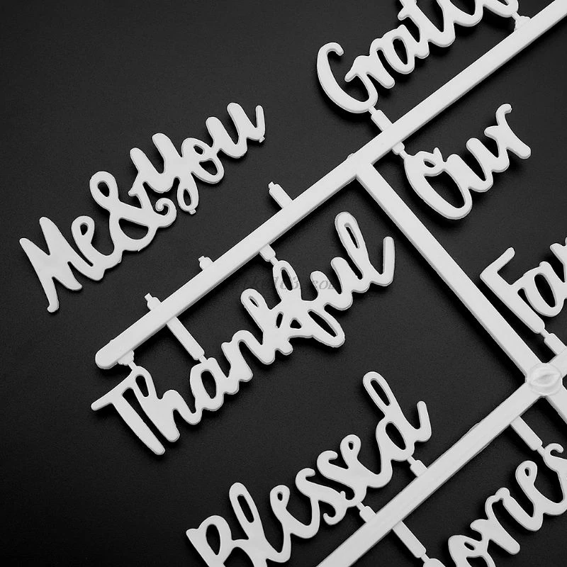 Персонажи для фетровой доски с надписью используемой в качестве фотозажимов