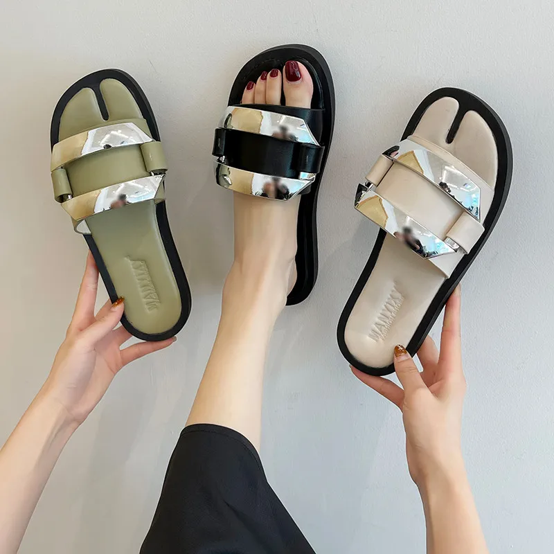 

Shoes Slippers Casual Slides Summer Clogs Woman Square Toe Rivet Low Pantofle Luxury Beach 2021 Flat Soft Basic PU Fashion Metal