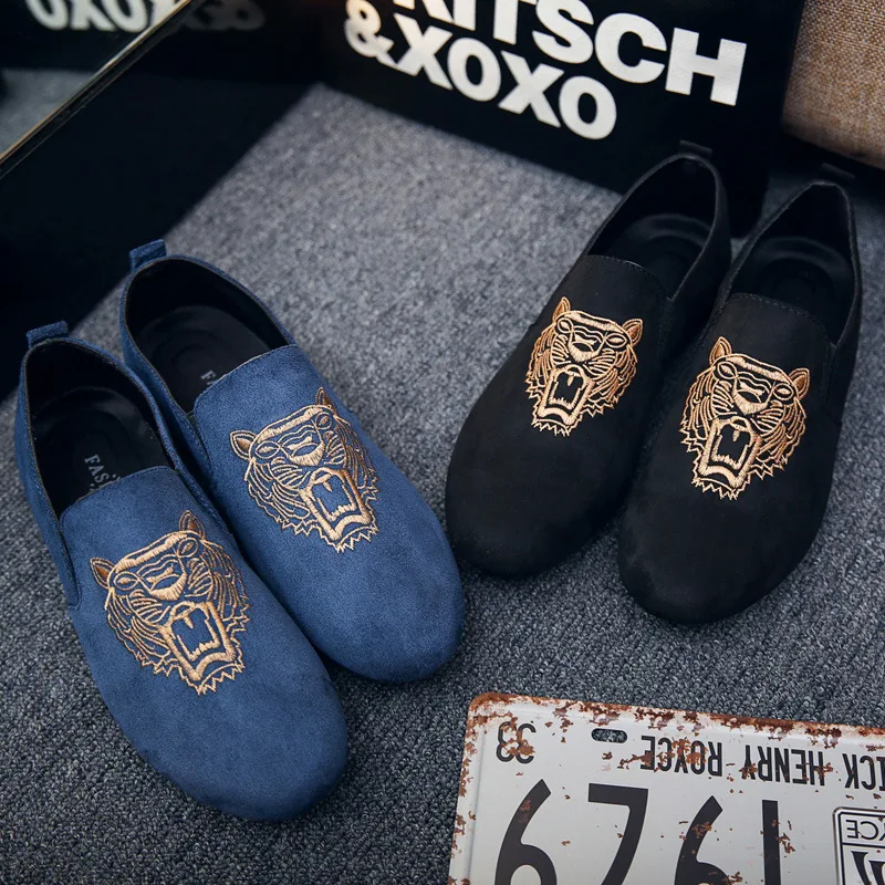 Вышитые ботинки с тигром мужские замшевые лоферы повседневная обувь без